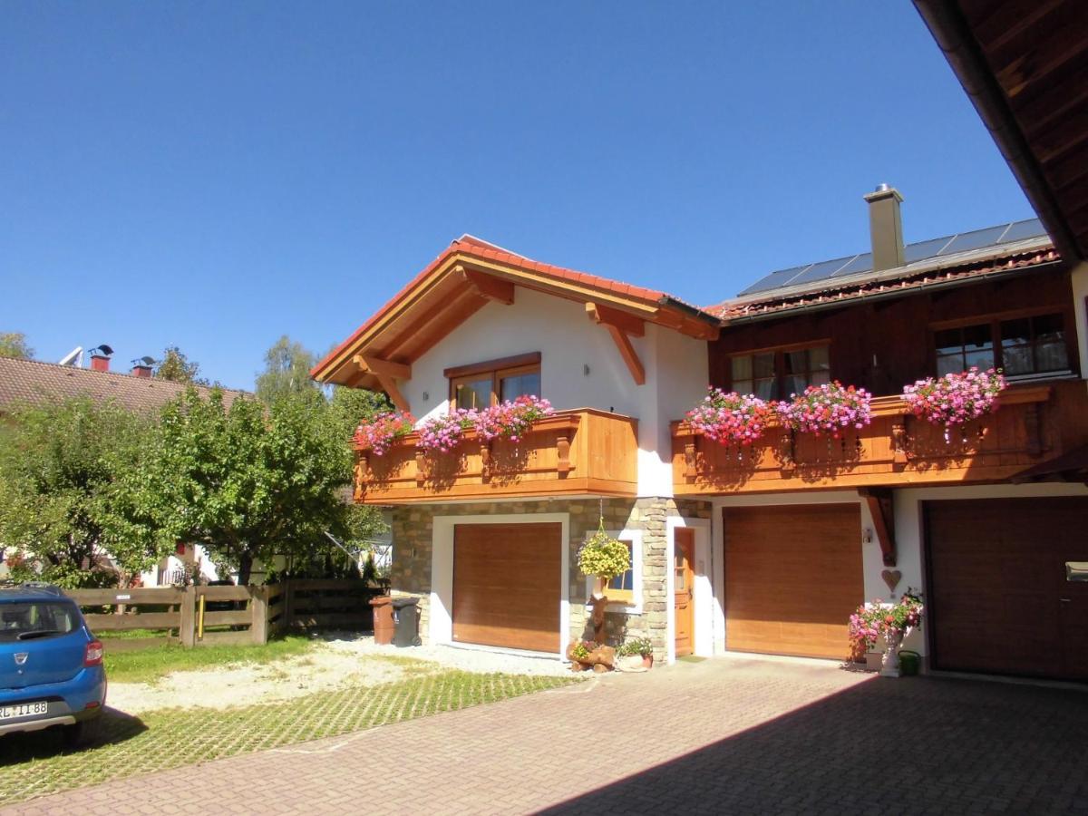 Ferienhaus Koessel Apartment Пфронтен Екстериор снимка